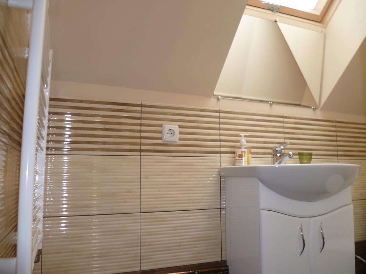 Home Hotel Kamianets-Podilskyi Luaran gambar