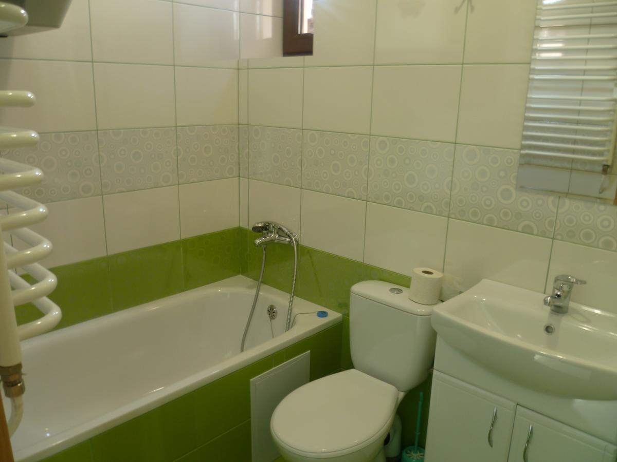 Home Hotel Kamianets-Podilskyi Luaran gambar