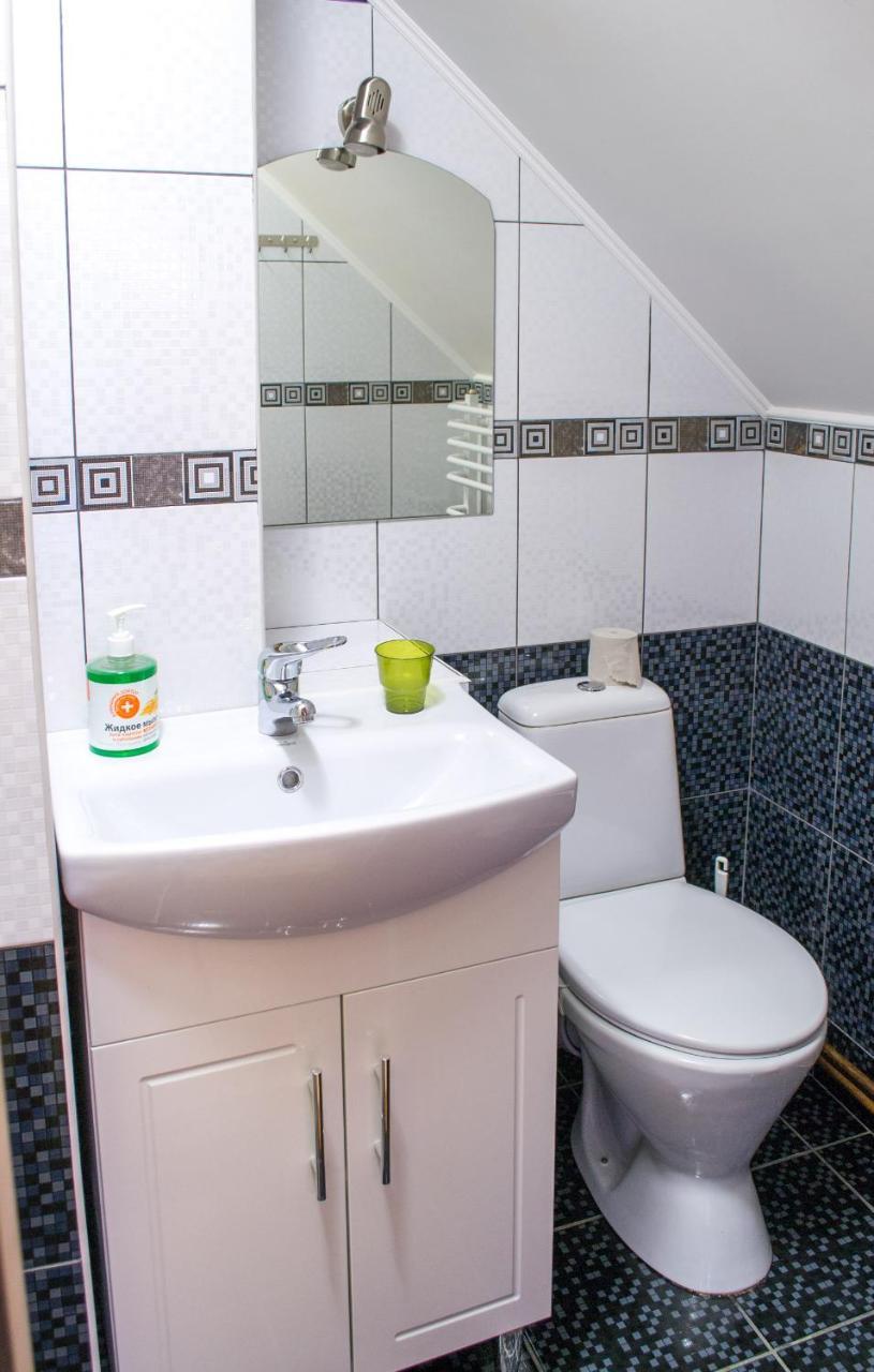 Home Hotel Kamianets-Podilskyi Luaran gambar