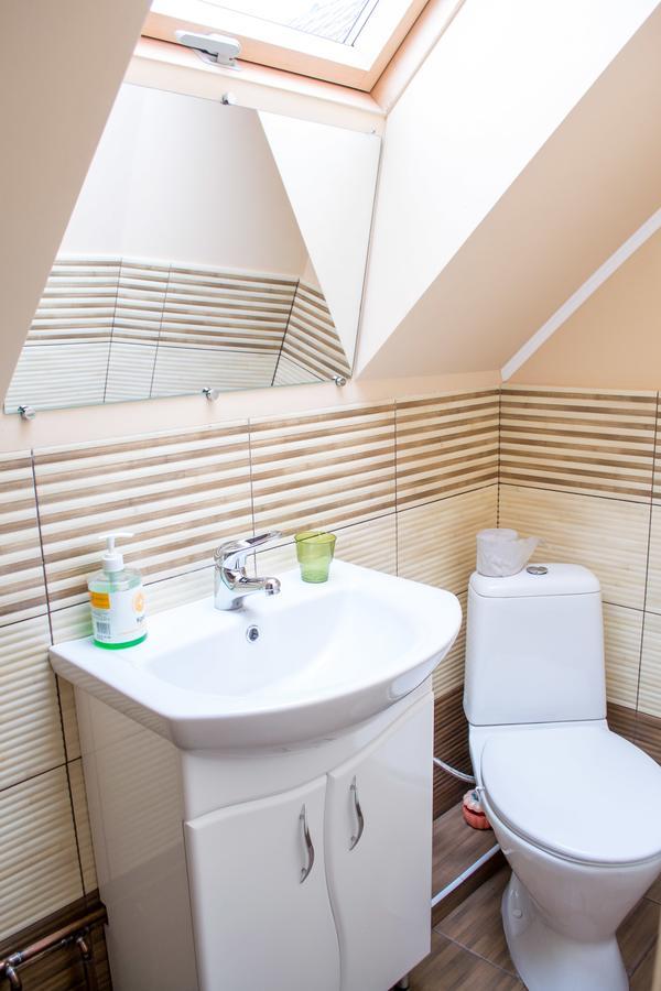 Home Hotel Kamianets-Podilskyi Luaran gambar