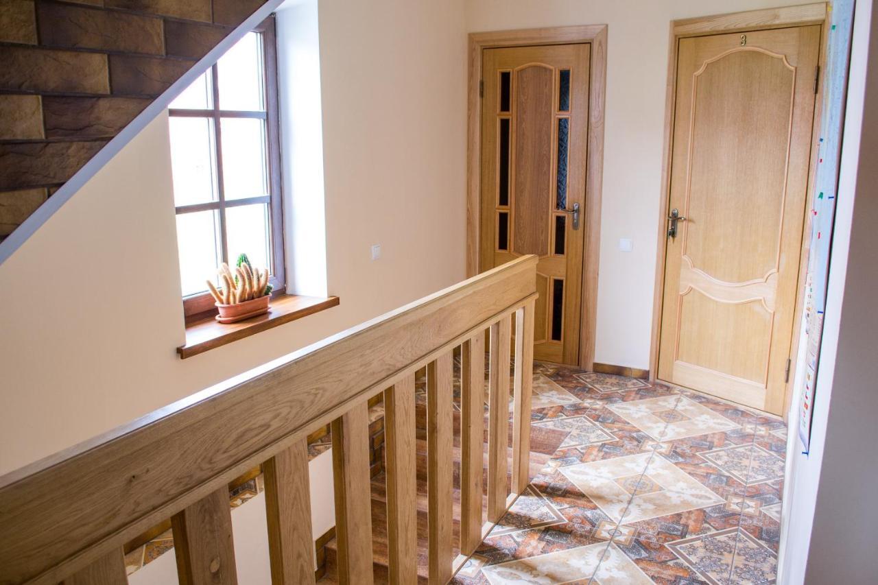 Home Hotel Kamianets-Podilskyi Luaran gambar
